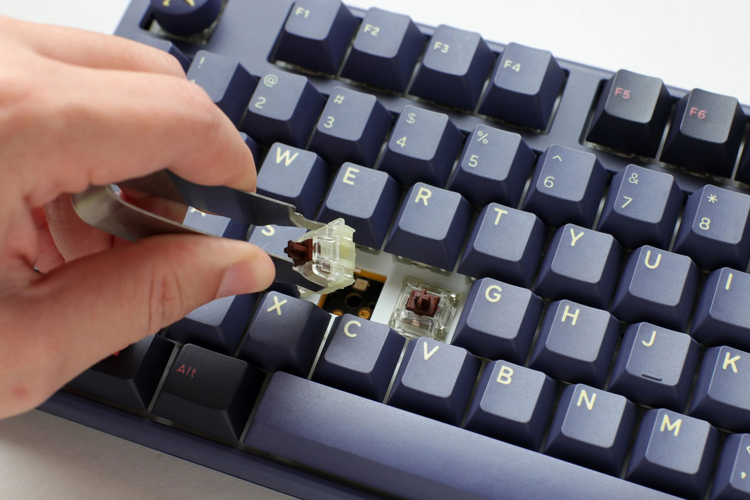 Ducky One 3 Cosmic Blue Hotswap RGB Double Shot PBT QUACK Mechanical Keyboard - Image 8