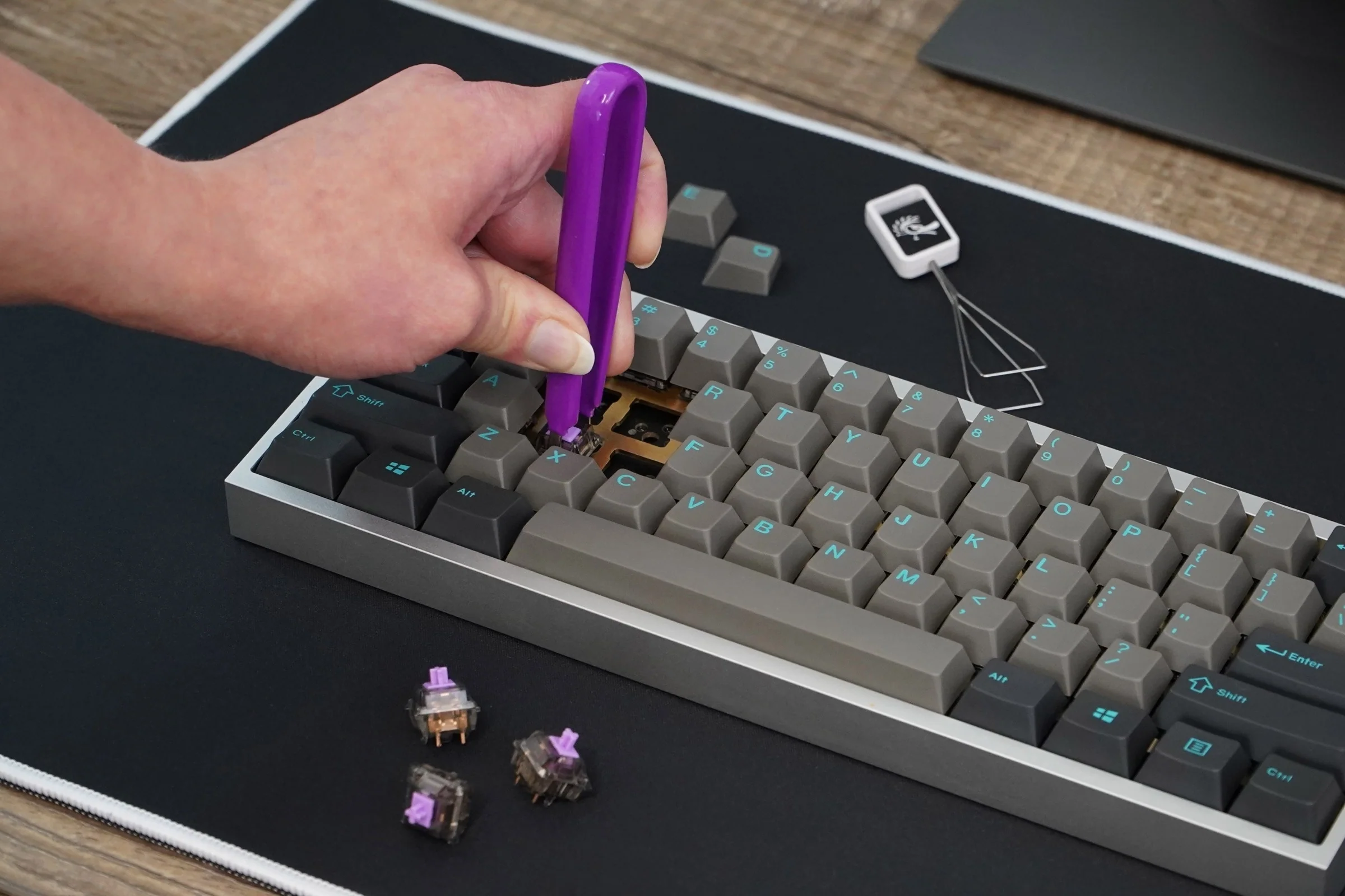 MK Creator Purple Switch Puller - Image 3