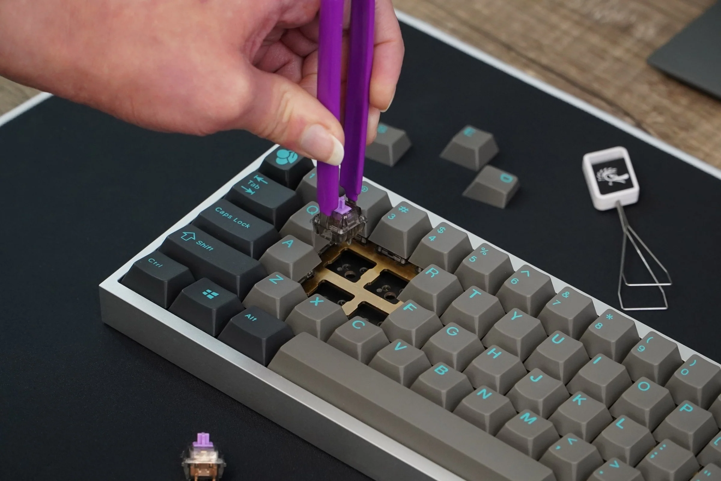 MK Creator Purple Switch Puller - Image 4