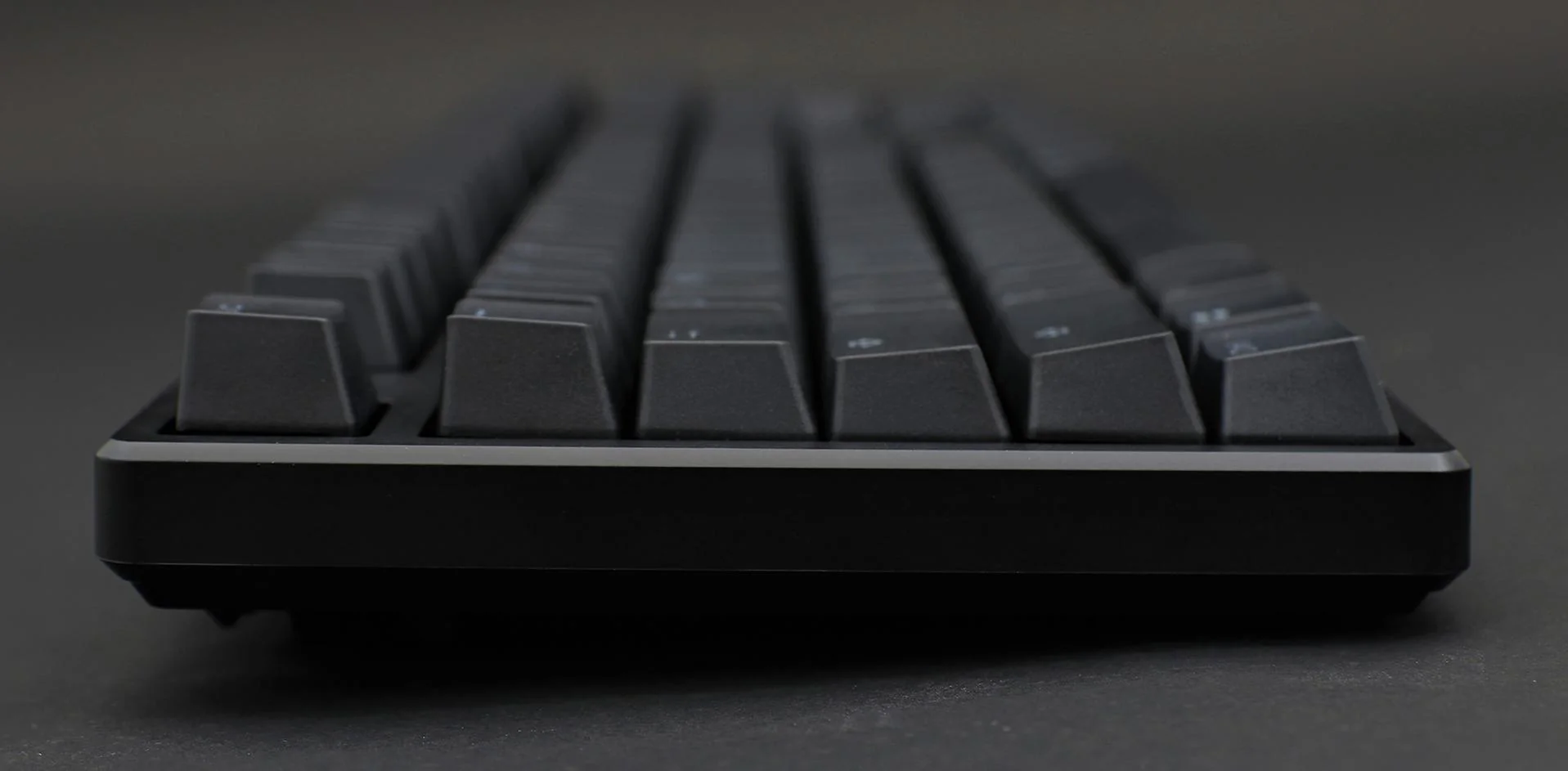 MK Night Typist Warm White LED Double Shot PBT Mechanical Keyboard - Image 9