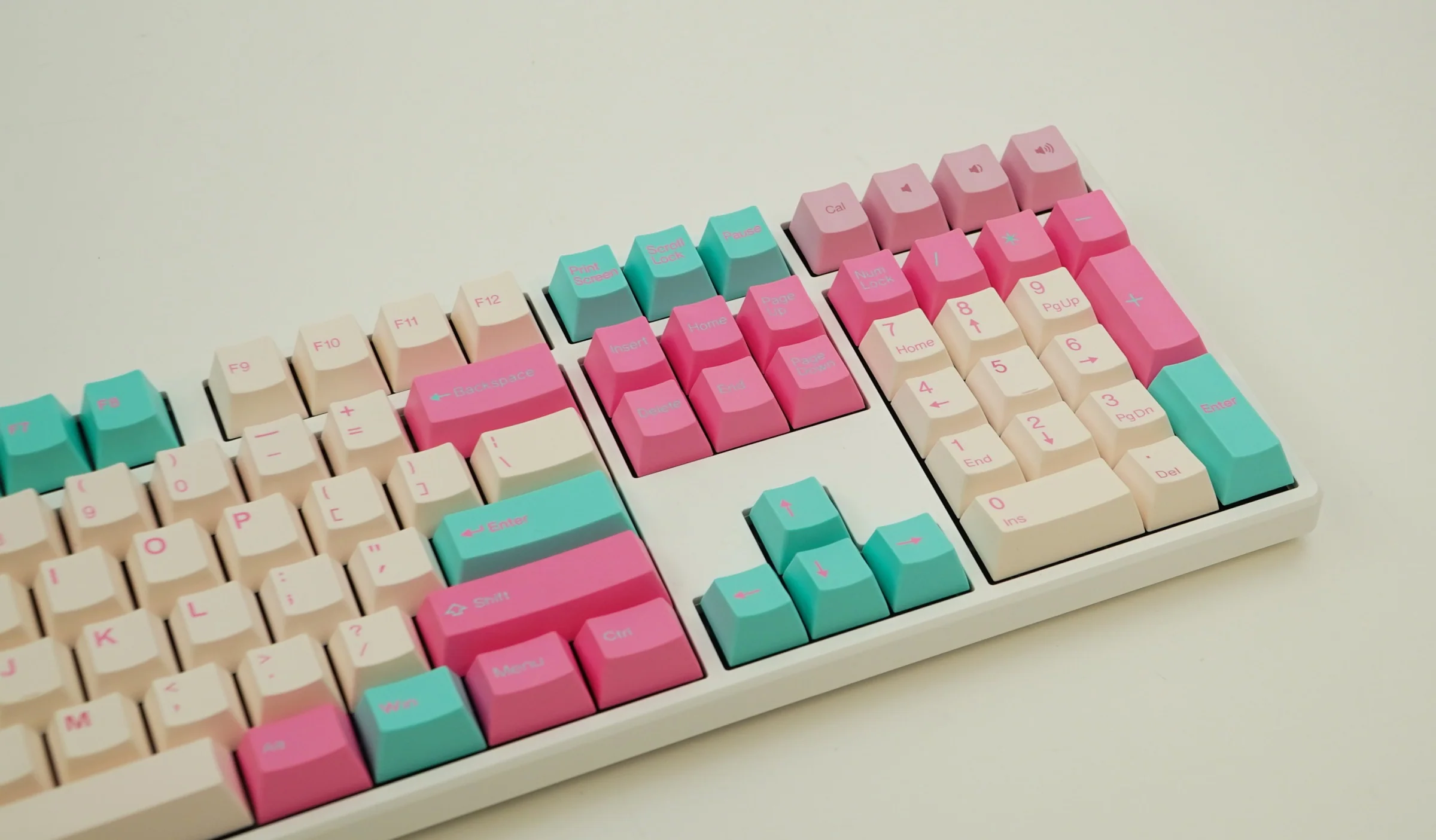 Tai-Hao Miami Surf 104 Key Cubic Profile Double Shot ABS Keycap Set - Image 3